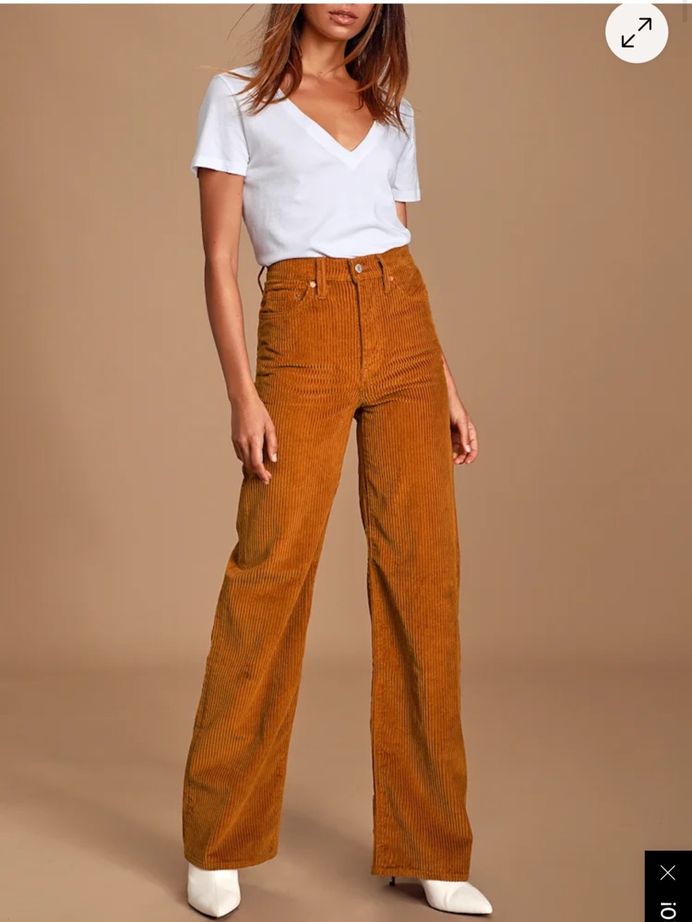 Levi’s High-Waist Wide-Leg Corduroy Pants in Rust